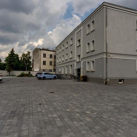 Sleep&Fly Okecie Warsaw Airport Bed and Breakfast Εξωτερικό φωτογραφία