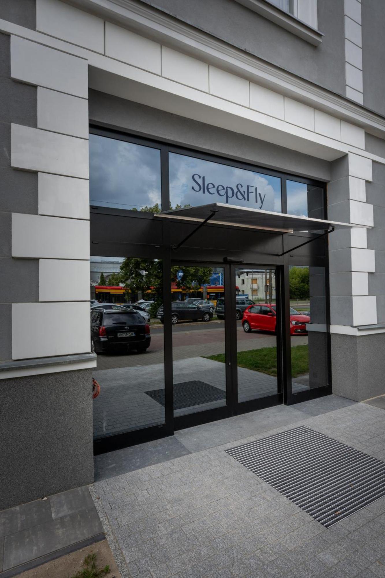 Sleep&Fly Okecie Warsaw Airport Bed and Breakfast Εξωτερικό φωτογραφία
