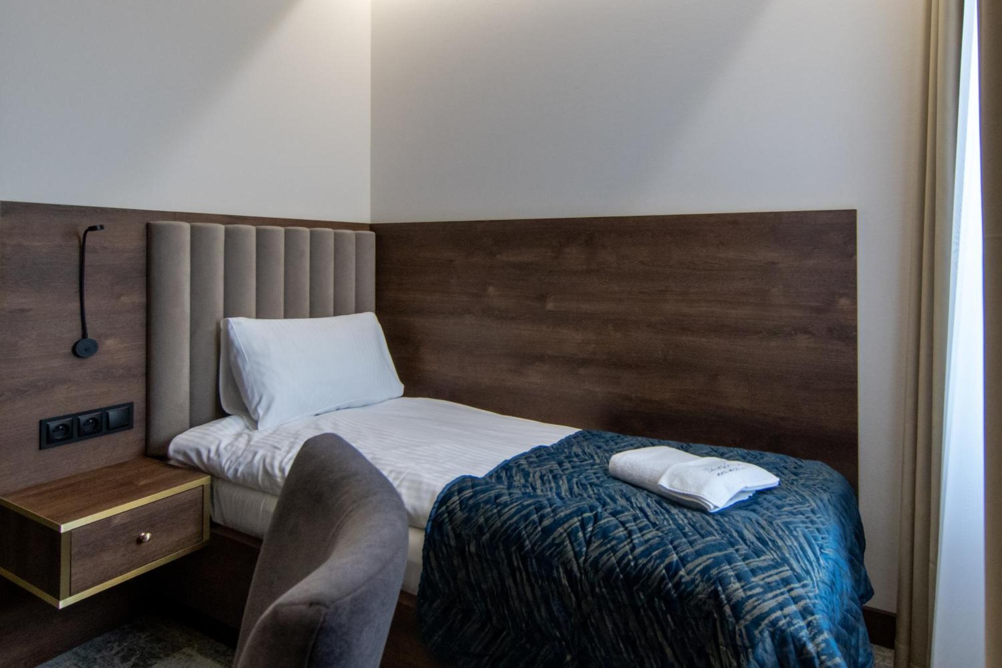 Sleep&Fly Okecie Warsaw Airport Bed and Breakfast Εξωτερικό φωτογραφία